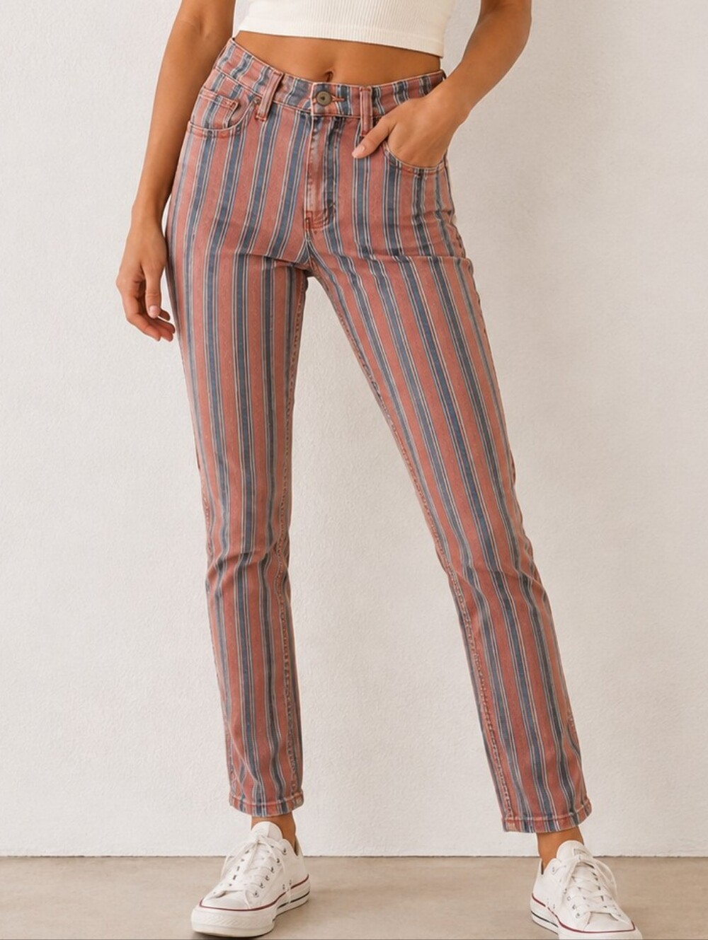 AMERICAN EAGLE | Women’s Rustic Red & Blue Striped Denim Jeans Size 00 Regular